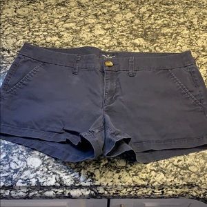 American Eagle “shortie” style shorts